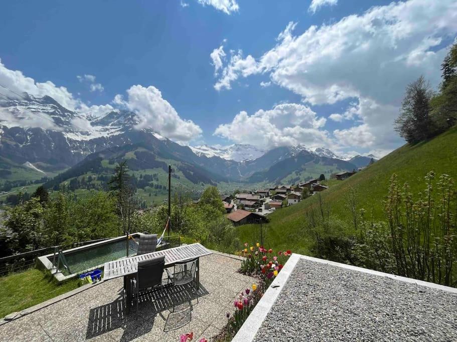 Chalet Sonnenheim, Wohnung Mit Panoramafenster Adelboden Exterior photo